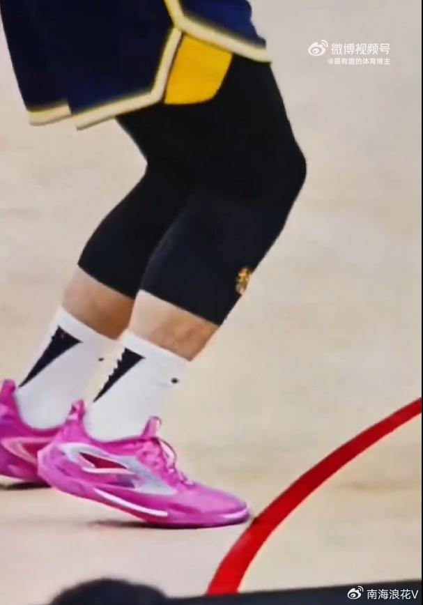 冤枉！广东队遭2次致命误判，媒体人：约克踩线了，家政是鞋影在线上|陈家政|加时赛|绝杀|广东男篮|浙江男篮_新浪体育_新浪新闻